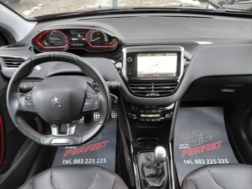 Peugeot 2008 I SUV Facelifting 1.2 PureTech 130KM 2017 Peugeot 2008 GT-Line Navi Kamera Klimatronik Grip Control Sensor PDC Alu, zdjęcie 16