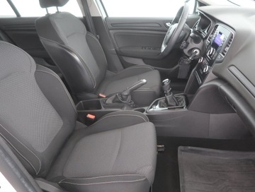Renault Megane IV Hatchback 5d 1.3 TCe 115 FAP 115KM 2018 Renault Megane 1.3 TCe, Salon Polska, Klima, zdjęcie 8
