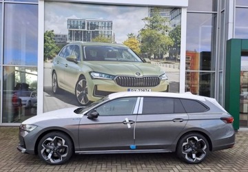Skoda Superb III Kombi Facelifting 2.0 TSI 190KM 2025 Skoda Superb 2.0 TSI 204KM DSG SPORTLINE, RP2025, dostepny od reki 2.0, zdjęcie 3