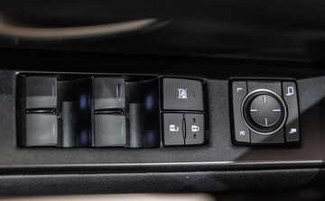 Lexus UX 2023 Lexus UX 250h GPF F Sport Design 2WD 2.0 Benzyna 184KM, zdjęcie 24