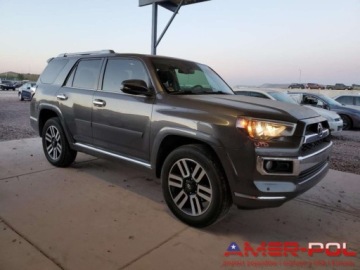 Toyota 2017 Toyota 4-Runner _SR5 PREMIUM_4x4_4.0 L_270 km_2017r_7 osobowa 4.0 Benzyna