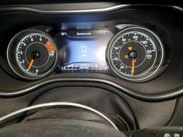 Jeep Cherokee V 2022 Jeep Cherokee Limited 2022 3.2l 3.2 Benzyna 271KM, zdjęcie 9