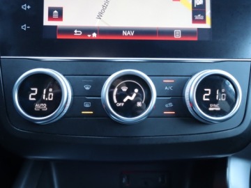 Renault Kadjar Crossover Facelifting 1.5 Blue dCi 115KM 2020 Renault Kadjar 1.5 Blue dCi, Salon Polska, zdjęcie 11