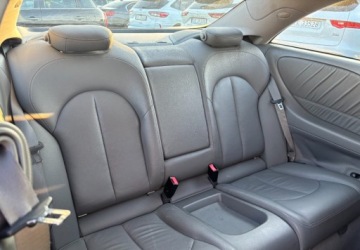 Mercedes CLK W209 Coupe C209 3.0 V6 (320 CDI) 224KM 2005 Mercedes-Benz CLK Coupe 3.0 Diesel 224KM, zdjęcie 12