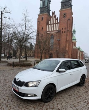 Skoda Fabia III Kombi 1.4 TDI 105KM 2016 Skoda Fabia Skoda Fabia III Polski Salon Serwisowana Bezwypadek 1.4