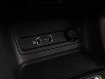 MG ZS I 2023 MG ZS niski przebieg PDC tempomat, zdjęcie 26