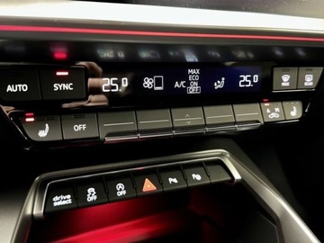 Audi A3 8Y RS Sportback 2.5 TFSI 400KM 2024 Audi RS3 Sportback TFSI Quattro 2024 2.5 Benzyna 400KM, zdjęcie 15