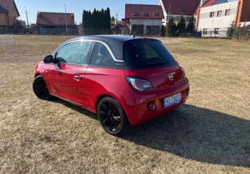 Opel Adam Hatchback 1.4 87KM 2014 Opel Adam Opel Adam 1.4 Black Jack SampS 1.4 Benzyna 87KM, zdjęcie 4