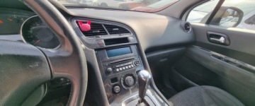 Peugeot 5008 I Minivan Facelifting 1.6 BlueHDi 120KM 2016 Peugeot 5008 2016r, 1.6HDI. AUTOMAT. 7 osob. Lekko uszkodzony prawy bok. J, zdjęcie 13