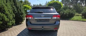 Toyota Avensis III Wagon Facelifting 1.8 Valvematic 147KM 2015 Toyota Avensis NaviKameraPrzebieg wpisuje na fakturzeOrg. lakier1 wlascici, zdjęcie 6