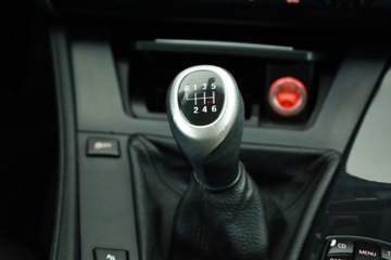 BMW Seria 5 F10-F11 Touring 520d 184KM 2011 BMW 5 520d, 181 KM, Klima, Klimatronic, Tempomat, zdjęcie 14