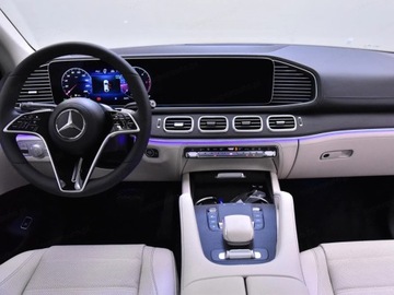 Mercedes GLE V167 SUV Facelifting 2.0 300d 269KM 2024 300 d 4-Matic AMG Line Suv 2.0 (269KM) 2024, zdjęcie 3