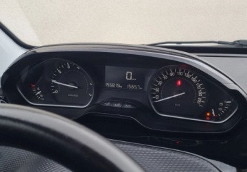 Peugeot 2008 I SUV Facelifting 1.2 PureTech 110KM 2017 Peugeot 2008 Lift SLICZNY 1.2 Benzyna 110KM Bogata Wersja ORYGINAL Zadbany, zdjęcie 18