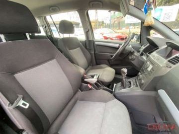 Opel Zafira B 1.9 CDTI ECOTEC 100KM 2005 Opel Zafira 1.9cdti 7 osobowa nowy pt nowe tarcze nowe opony auto do jaz, zdjęcie 20