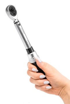 ДИНАМОМЕТРИЧЕСКИЙ КЛЮЧ С ЗАПОРНЫМ КОРПУСОМ СЕРТИФИКАТ КАЛИБРОВКИ 1-25 НМ 1/4