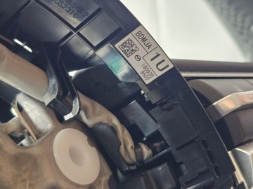 VOLANT KŮŽE MULTIFUNKČNÍ MAZDA MX30 MX-30 LOPATA BDMJA1U