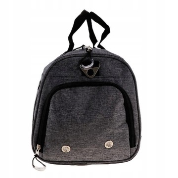 Спортивная спортивная сумка на открытом воздухе