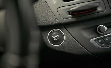 Renault Laguna III Grandtour Phase II 2.0T 170KM 2012 Renault Laguna Renault Laguna 2.0 TCe 170 Initiale 2.0 Benzyna 170KM, zdjęcie 29