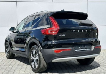 Volvo XC40 Crossover Plug-In Facelifting 1.5 T4 211KM 2022 Volvo XC 40 Nowy model Plugin Navi Kamera Led FV23 1.5 211KM, zdjęcie 32