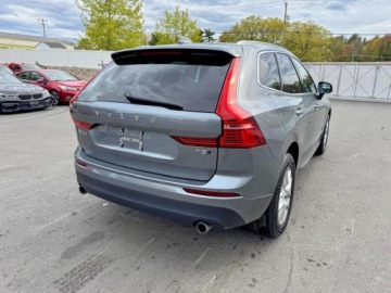 Volvo XC60 II 2021 Volvo XC 60 2021 VOLVO XC60 T5 MOMENTUM 2.0 Benzyna 250KM, zdjęcie 4