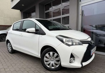 Toyota Yaris III Hatchback 5d Facelifting 1.33 Dual VVT-i 99KM 2016 Toyota Yaris Automat, salon Polska, Kamera cofania, 53 tys km 1.3 Benzyna