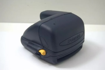 МОМЕНТАЛЬНАЯ КАМЕРА POLAROID 600