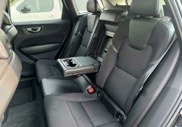 Volvo XC60 II Crossover T4 190KM 2019 Volvo XC 60 2.0 T4 190KM Gwarancja Momentum Pro Salon PL FV23 2.0 Benzyna, zdjęcie 12