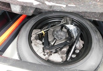 Volvo V60 I Kombi Facelifting 2.0 D3 DRIVE-E 150KM 2018 Volvo V60 z Gwarancja BLiS LCD Zegary Skora Fotele Profilowane 2.0 Diesel, zdjęcie 21