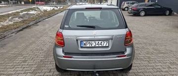 Suzuki SX4 I Hatchback 1.6 i 16V VVT 107KM 2006 Suzuki SX4 Suzuki SX4 1.6 VVT 4x2 Comfort 1.6 Benzyna 107KM, zdjęcie 4