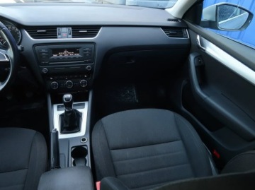 Skoda Octavia III Kombi 2.0 TDI CR DPF 150KM 2013 Skoda Octavia 2.0 TDI, Klima, Klimatronic, zdjęcie 7