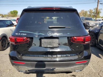 Mercedes GLB 2021 Mercedes-Benz GLB 250 2021 2.0l 2.0 Benzyna 221KM, zdjęcie 2