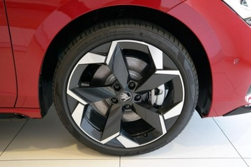 Skoda Superb IV Kombi Plug-in 1.5 TSI iV Plug-In 204KM 2025 Škoda Superb Skoda Superb Sportline 1.5 TSI iV, zdjęcie 34