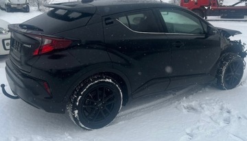 Toyota C-HR I Crossover Facelifting 1.8 Hybrid 122KM 2020 TOYOTA C-HR 1.8 Hybrid AUTOMAT, 40 tys km, uszkodzony, zdjęcie 3