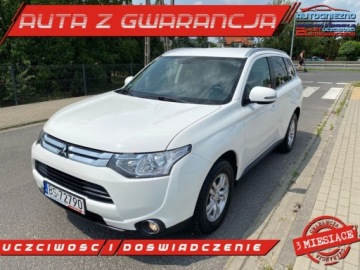 Mitsubishi Outlander III 2015 Mitsubishi Outlander AUTOMATNAWIGACJAKSENONYNAPED 4X4GWARANCJA7 MIEJSC