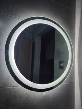 LUSTRO OKRĄGŁE PODŚWIETLANE LED fi 70cm ŁAZIENKOWE