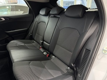 Kia XCeed PHEV 1.6 GDi Plug-in Hybrid 141KM 2022 Kia XCeed Spirit Plug In / Kamera / 1 właściciel /, zdjęcie 11