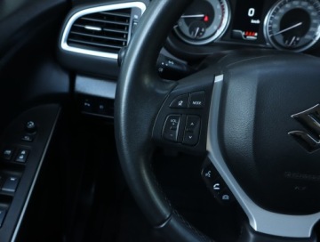 Suzuki SX4 II 2023 Suzuki SX4 S-Cross 1.4 BoosterJet, Salon Polska, zdjęcie 18