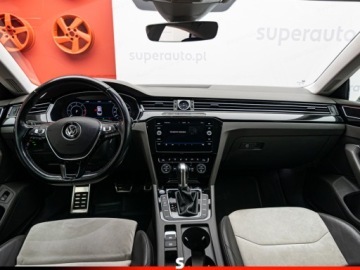 Volkswagen Arteon Fastback 2.0 TDI 150KM 2018 VOLKSWAGEN Arteon 2.0 TDI Elegance DSG Sedan 150KM 2018, zdjęcie 9