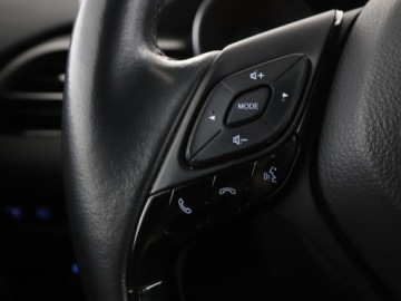 Toyota C-HR I Crossover Facelifting 1.8 Hybrid 122KM 2022 Toyota C-HR grzane fotele kamera ACC LED, zdjęcie 28