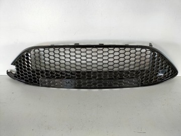 Atrapa kratka zderzaka FORD FOCUS MK3 LIFT 14- ST