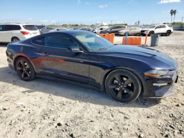 Ford Mustang VI 2021 Ford Mustang 2021 FORD MUSTANG 2.3 Benzyna 310KM, zdjęcie 3