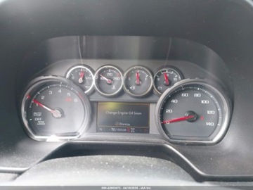 Chevrolet Suburban GMT900 2021 Chevrolet Suburban Z71 2021 5.3l 5.3 Benzyna 355KM, zdjęcie 10