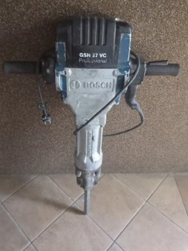 MŁOT WYBURZENIOWY BOSCH GSH 27 VC