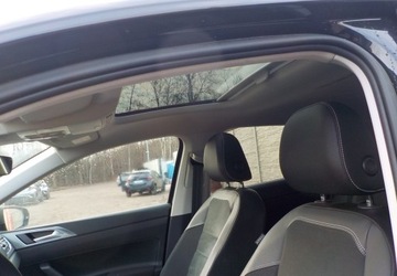 Volkswagen Polo VI Hatchback 5d Facelifting 1.0 TSI 110KM 2022 Volkswagen Polo DSG Okazja Benzyna 110KM, zdjęcie 26