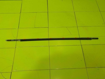 LEXUS IS 220 II 08R SEDAN LIŠTA ZHRNUJÍCÍ DVEŘE LEVÝ PŘEDNÍ