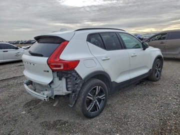 Volvo XC40 2024 Volvo XC 40 Core 2024 2.0 Benzyna 194KM, zdjęcie 6