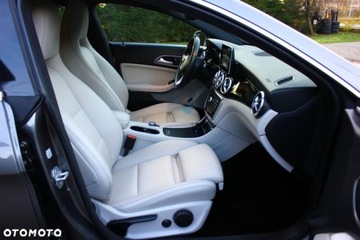 Mercedes CLA C117 Coupe 2.0 250 211KM 2016 Mercedes-Benz CLA Mercedes-Benz CLA 250 4Matic 7G-DCT 2.0 Benzyna 211KM, zdjęcie 36