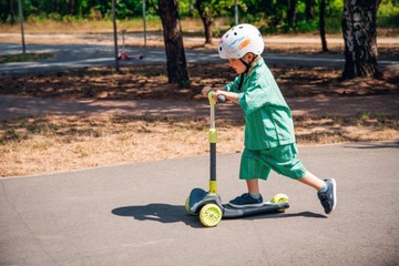 Lionelo Timmy 3-колесный складной самокат со светодиодной подсветкой