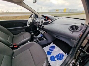 Renault Twingo II Hatchback 3d 1.2 16v 75KM 2011 Renault Twingo 1.2 75Ps Panorama Pol skory Alu Czarny 1.2 Benzyna 75KM, zdjęcie 16