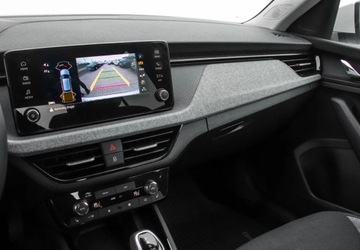 Skoda Kamiq Crossover Facelifting 1.0 TSI 115KM 2024 Skoda Kamiq 1.0 TSI 116KM Selection DSG Fotele Podgrzewane Kamera Cofania, zdjęcie 18